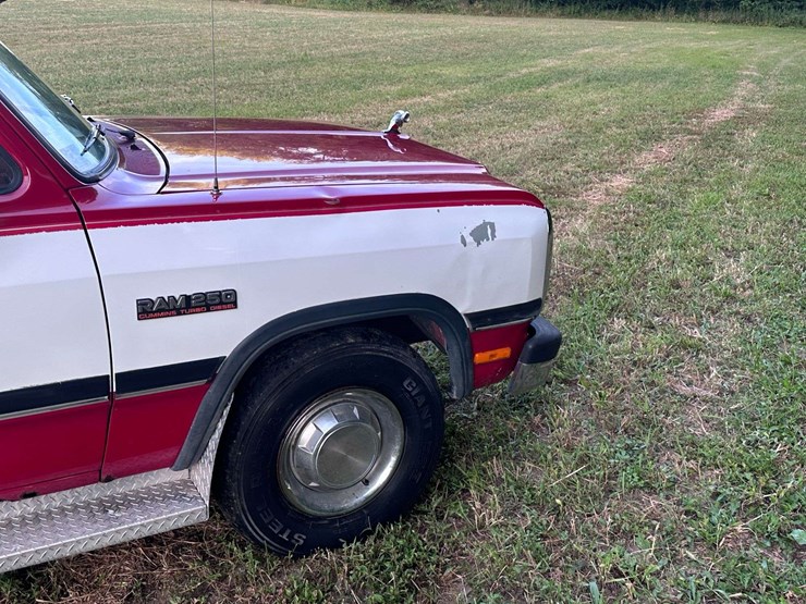 1991-dodge-d250-image-29