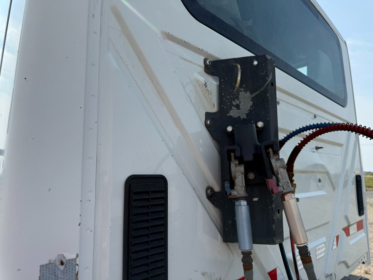 2006-international-durastar-4400-image-41