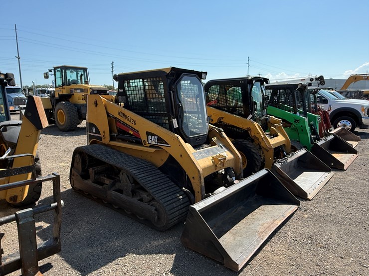 caterpillar-277b-image-1