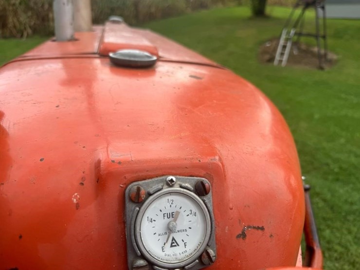allis-chalmers-d14-tractor-image-17