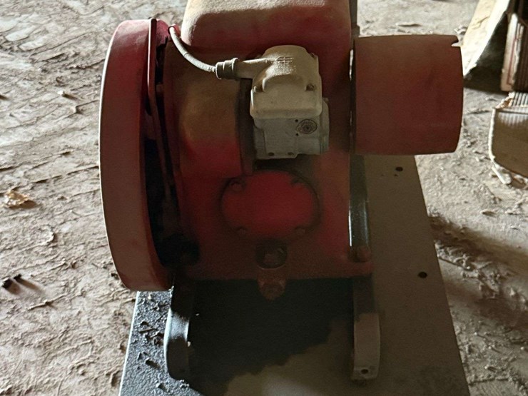 international-harvester-type-lb-1½–2½-hp-hit-and-miss-engine-image-7