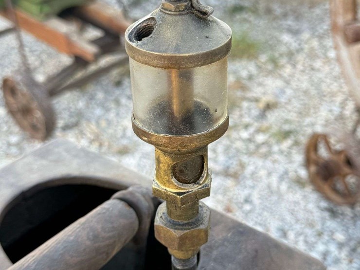 2-hp-stover-hit-and-miss-engine-image-31