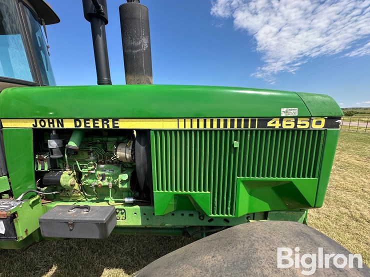 1984-john-deere-4650-image-16