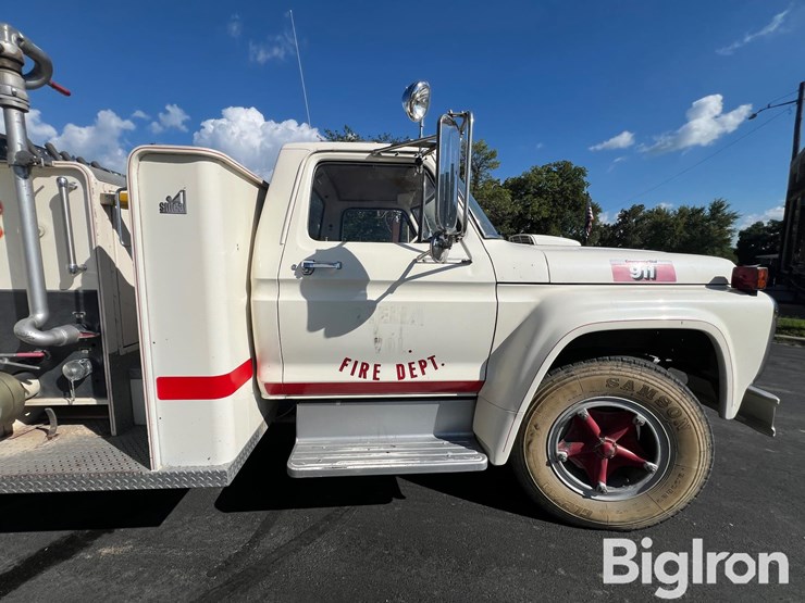 1973-ford-f750-image-11