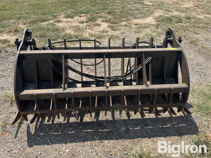 clam-shell-grapple-image-2