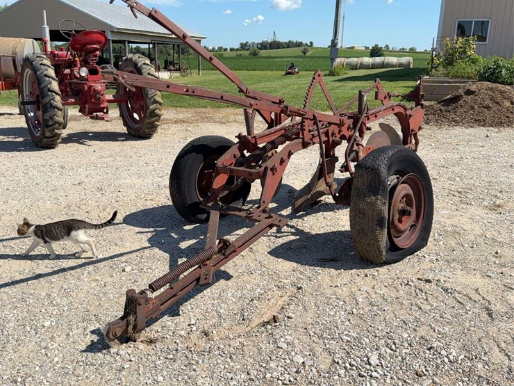 2-bottom-plow-image-3