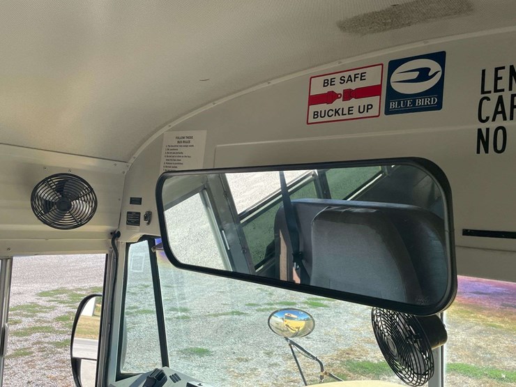 2002-bluebird-school-bus-image-51