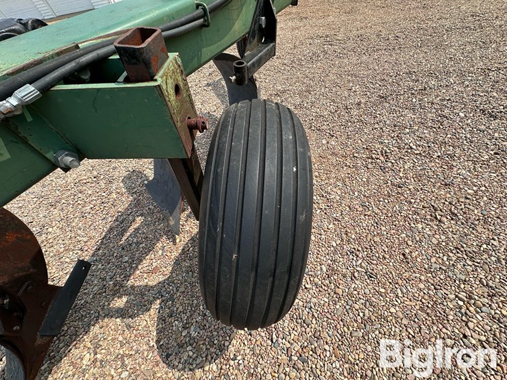 baker-12-16”-12-bottom-land-plow-image-18