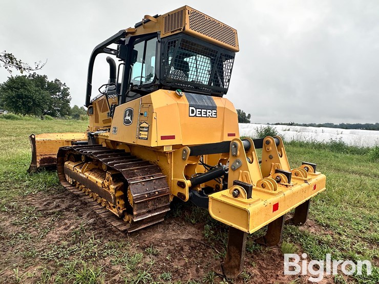 2017-deere-700k-xlt-image-7
