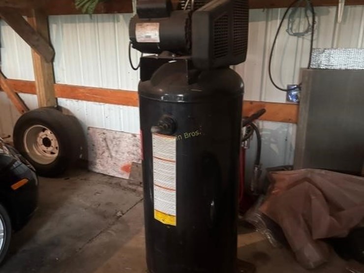 sanborn-60-gallon-upright-air-compressor---as-is-image-6