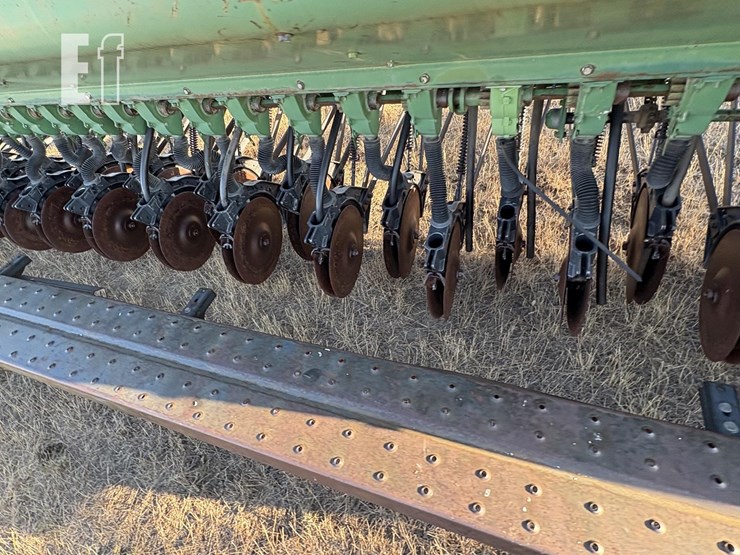 john-deere-8300-image-14