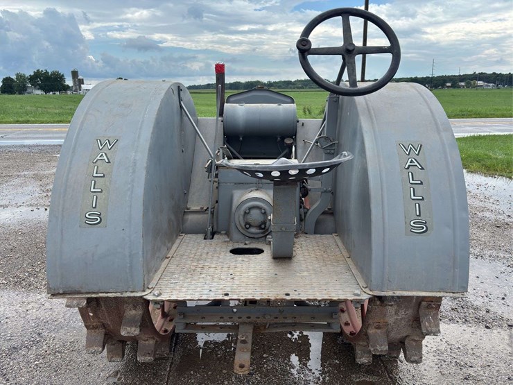 wallis-20-30-tractor-image-29
