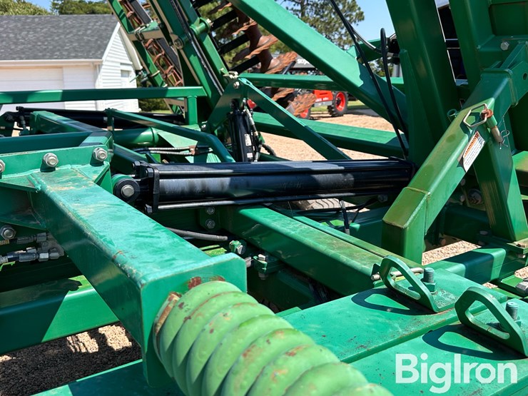 2013-great-plains-turbo-max-3500-vertical-tillage-tool-image-16