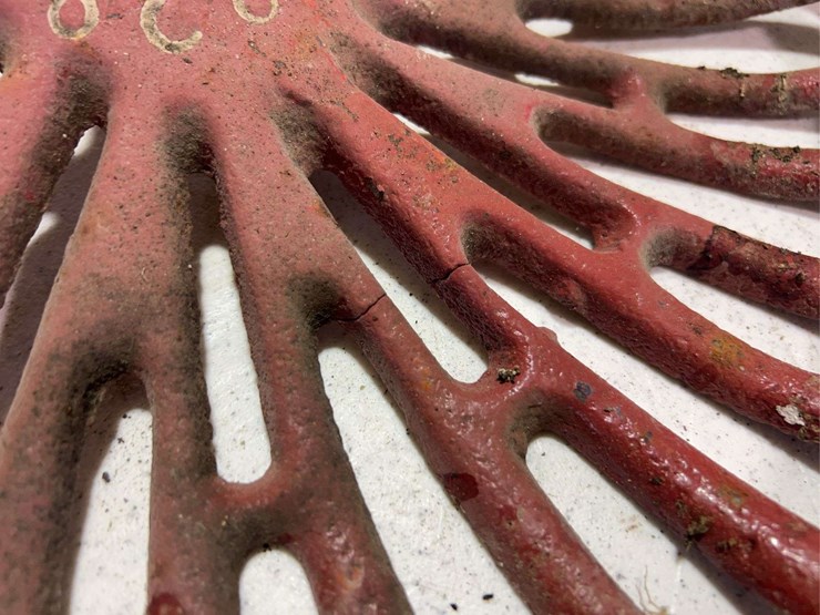 (3)-cast-iron-seats-image-14