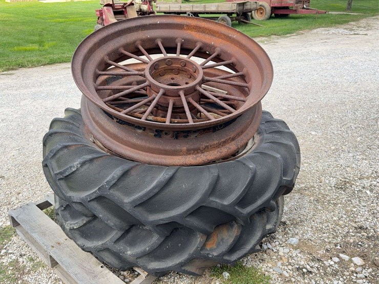 (4)-round-spoke-rims-image-1