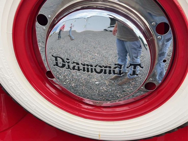 1948-diamond-t-201-one-ton-pickup-image-49