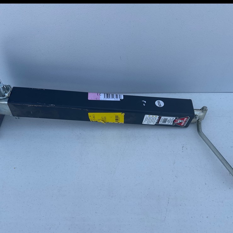 #1028 • BULLDOG 5000lb Trailer Jack