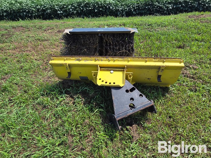 ardisam-snow-moving-attachments-image-2