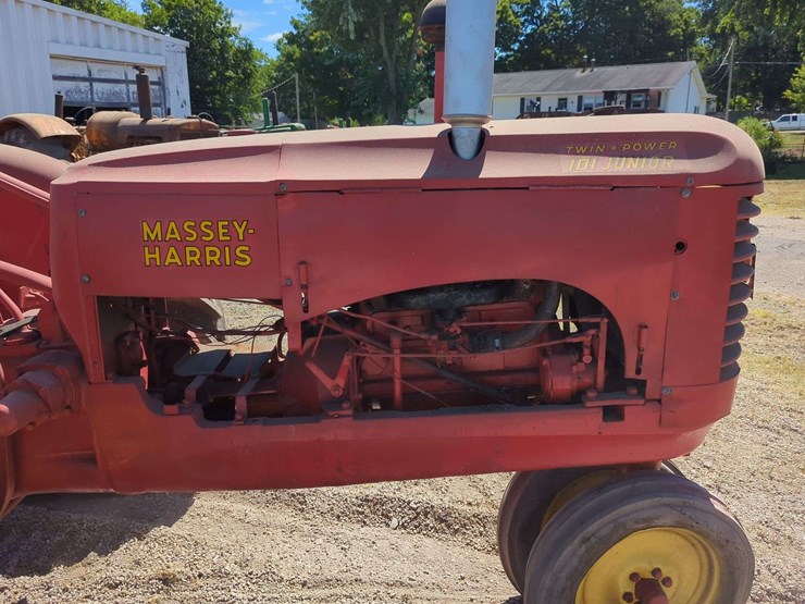 massey-ferguson-101-image-8