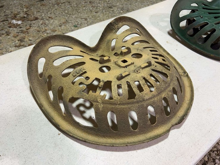 (3)-cast-iron-seats-image-15