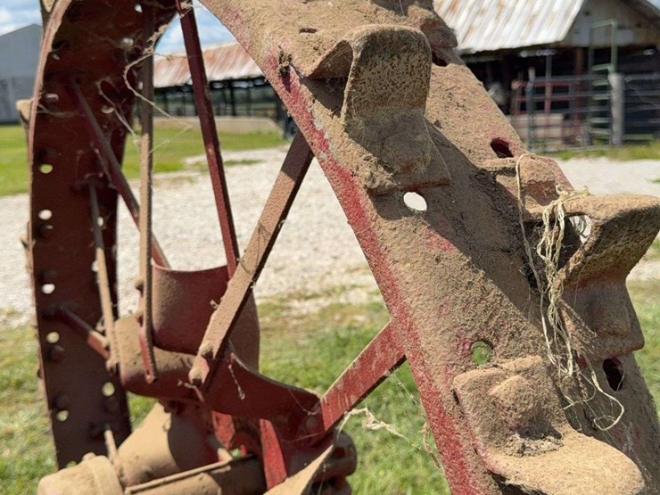 farmall-f-12-image-15