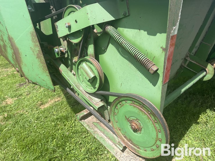 john-deere-216-image-16
