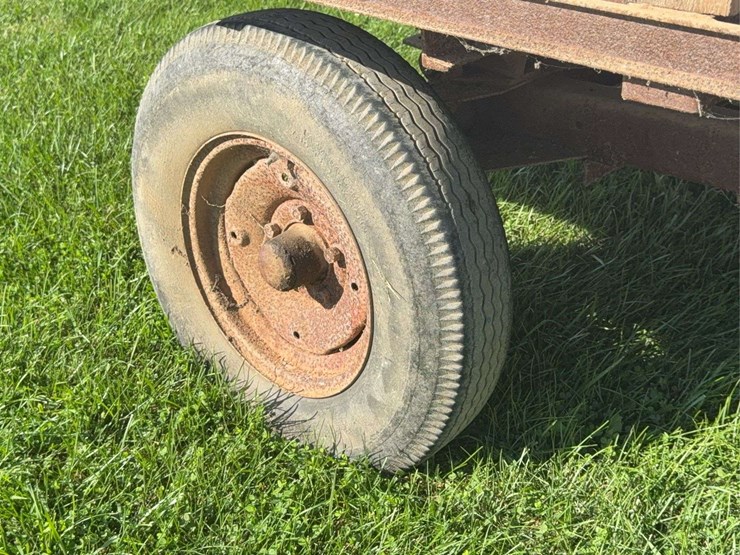 hay-wagon-image-25
