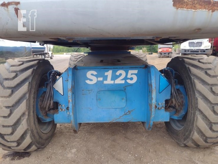 2012-genie-s125-image-17