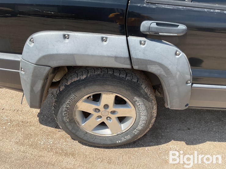 2004-jeep-grand-cherokee-image-19
