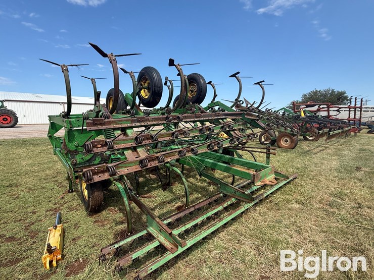 john-deere-1610-image-18