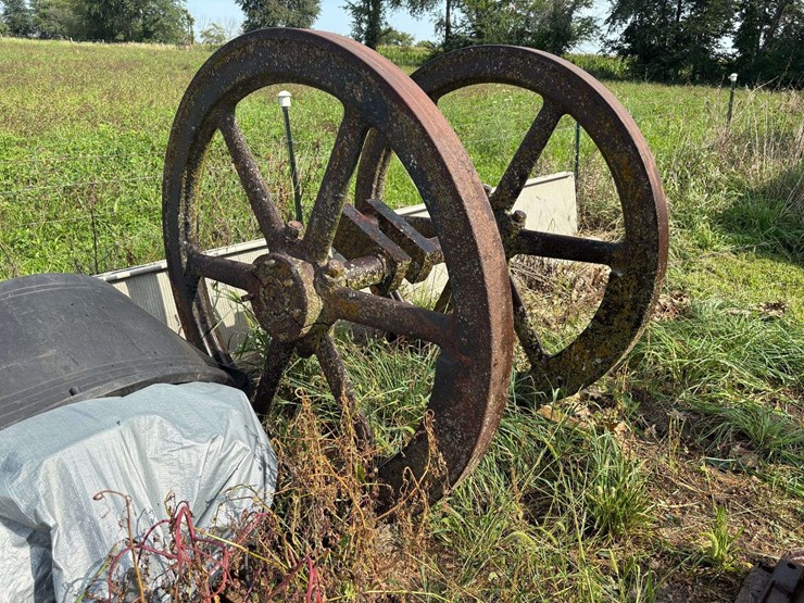 blackbear-25hp-base-&-flywheels-image-7