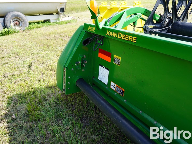 2009-john-deere-635f-image-12