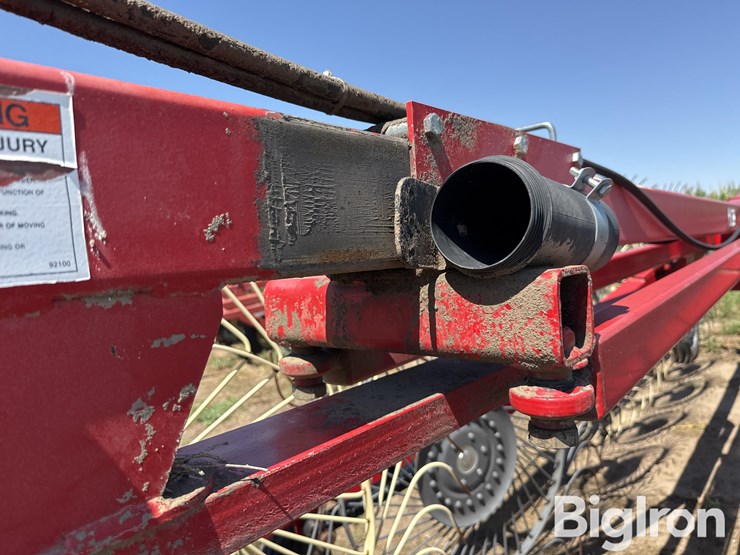 2016-massey-ferguson-3986-image-9