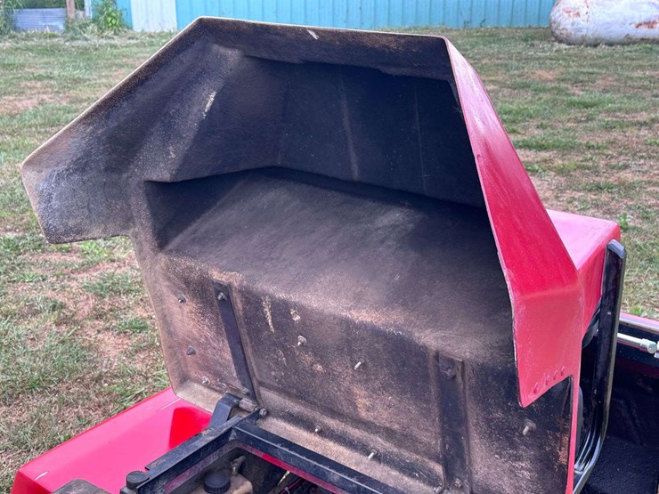 pug-badlands-4x4-articulating-utv-with-hydraulic-dump-bed-image-16
