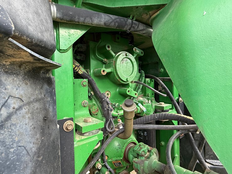 2005-john-deere-9220-image-52