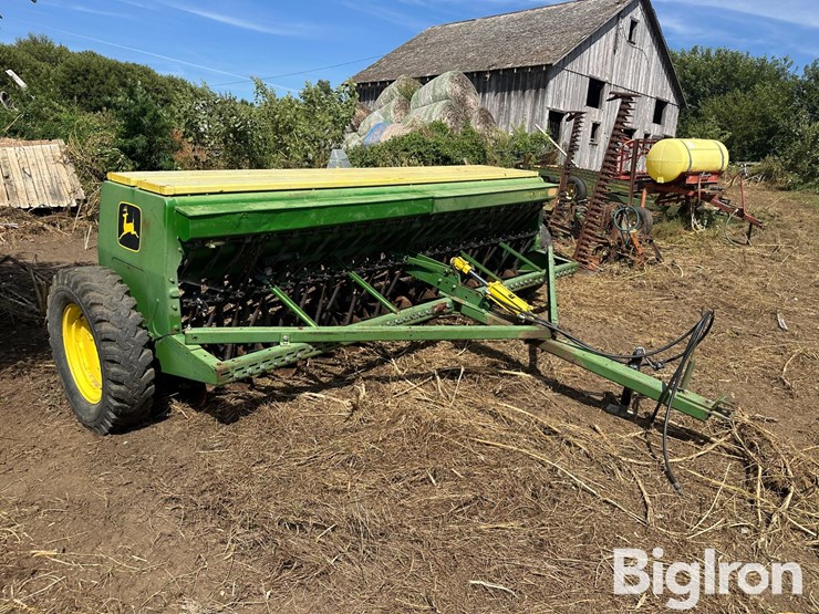 john-deere-8300-image-3