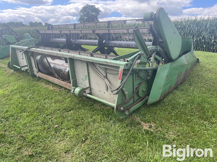 john-deere-216-image-5