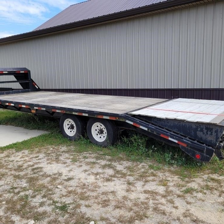 2009 Load Max 20&5 Gooseneck Tandem Trailer