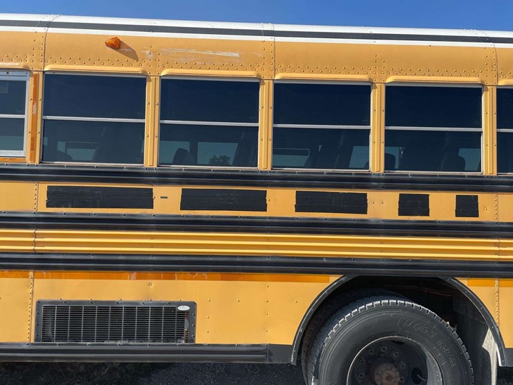 2002-bluebird-school-bus-image-22