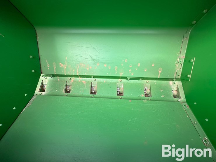 john-deere-450-image-16