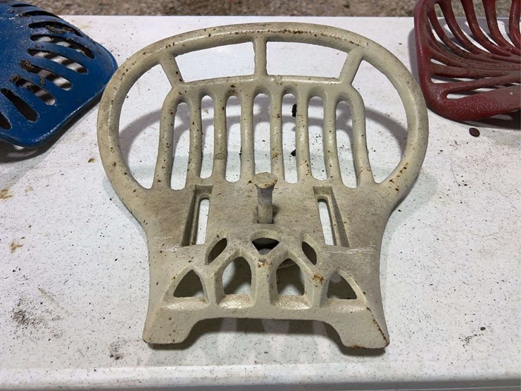 (3)-cast-iron-seats-image-7