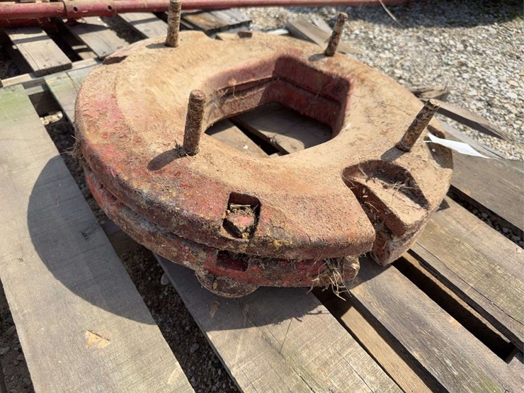 (2)-ih-wheel-weights-image-2