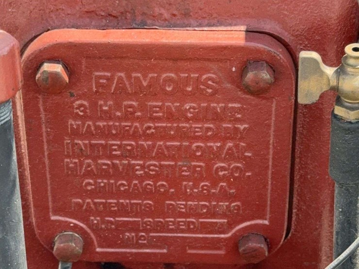 3-hp-international-harvester-“famous”-vertical-engine-image-26