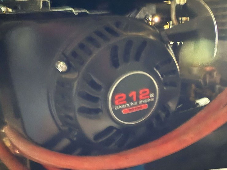 lot-of-2-portable-air-compressors-–-excell-20-gallon-gas-powered-&-older-electric-unit-image-8