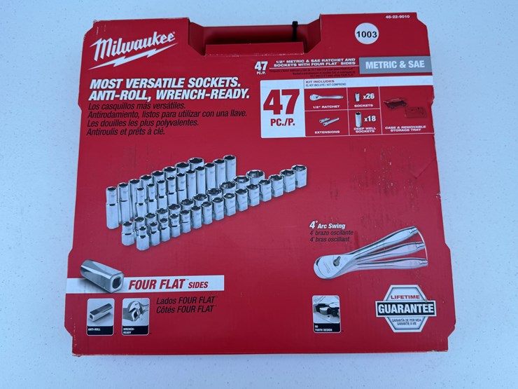 #1003-•-milwaukee-47pc-1/2"-drive-metric-&-sae-ratchet-and-socket-set-with-four-flat™-sides-48-22-9010-image-1