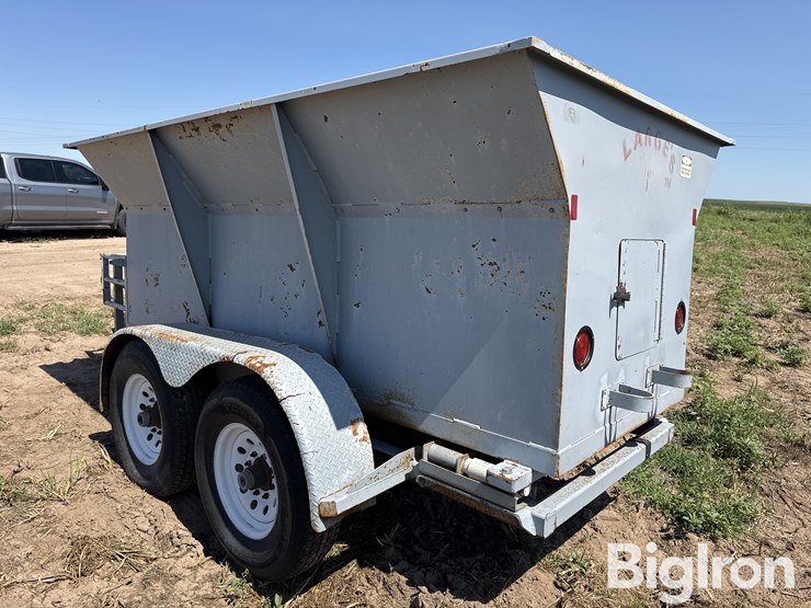 large's-wet-distillers-grain-feed-wagon-image-6