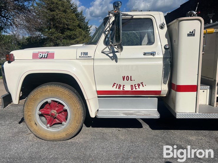 1973-ford-f750-image-16