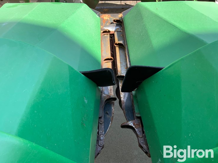 john-deere-546-image-13