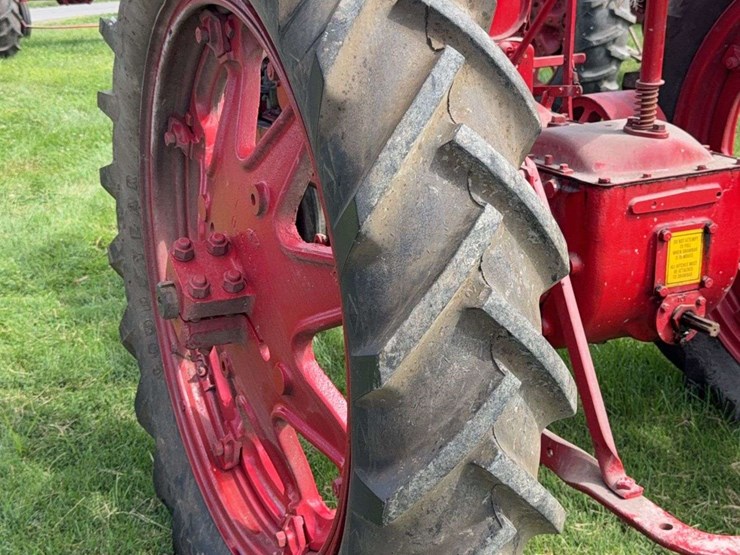 farmall-f-14-image-29