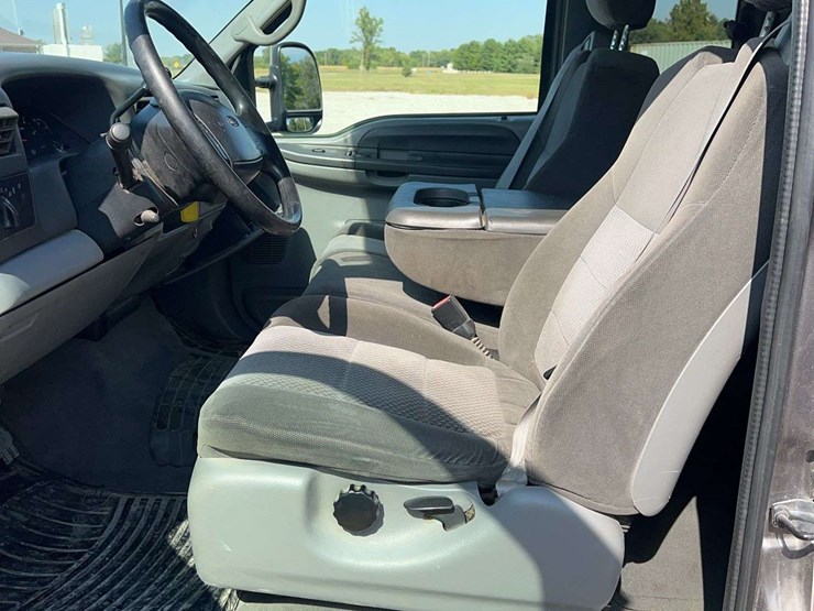 2002-ford-f250-xlt-image-22
